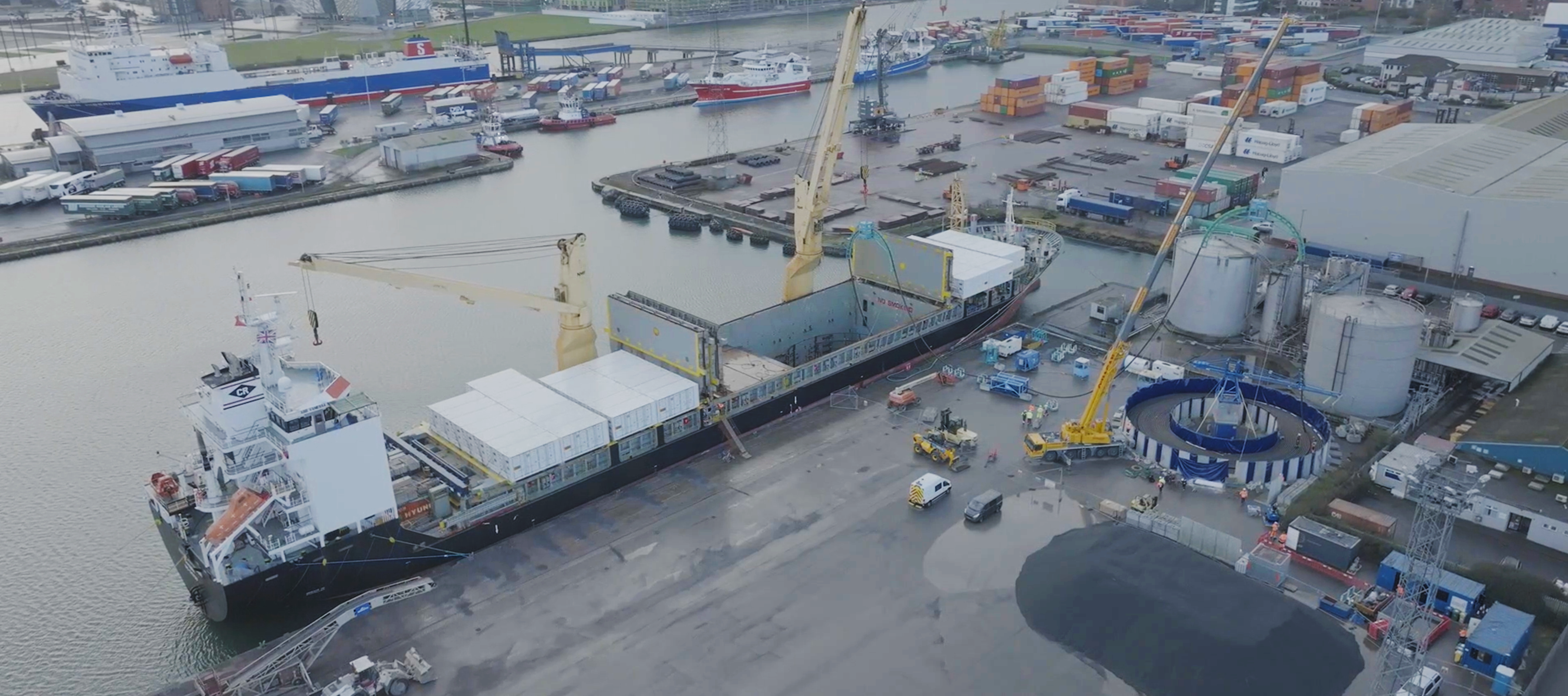 Subsea export cable transpooling at Belfast harbour